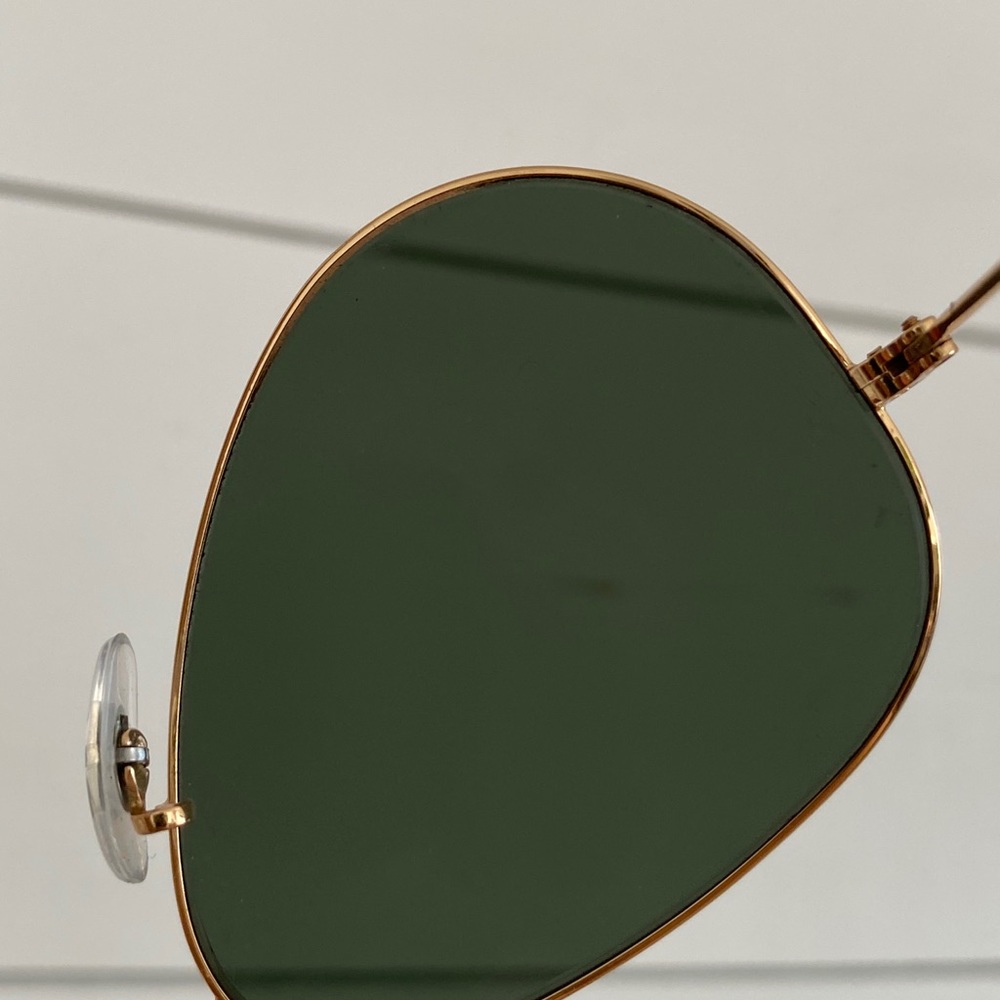Authentic Ray Ban Aviator Sunglasses Gold - Picture 9 of 10